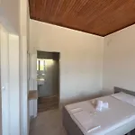 Daire Olga's Sea & Garden View Studios, 400m From