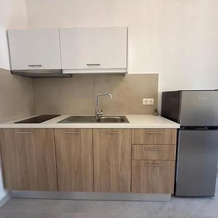 Olga's Sea View Studios, 400m From Apartment Ýpsos