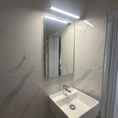Olga's Sea & Garden View Studios, 400m From Apartman Ípszosz