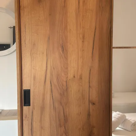 Apartment Olga's Sea View Studios, 400m From