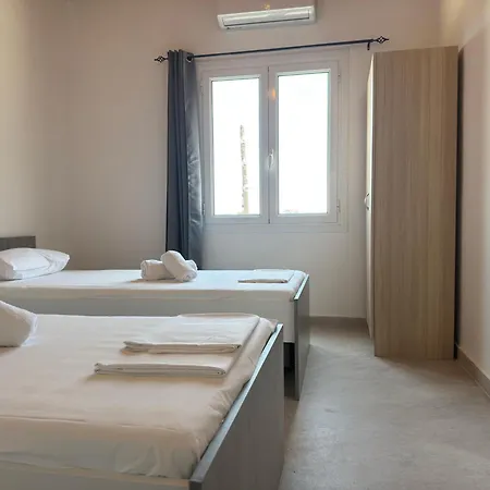 Olga's Sea View Studios, 400m From *