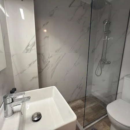 Olga's Sea & Garden View Studios, 400m From Apartman *
