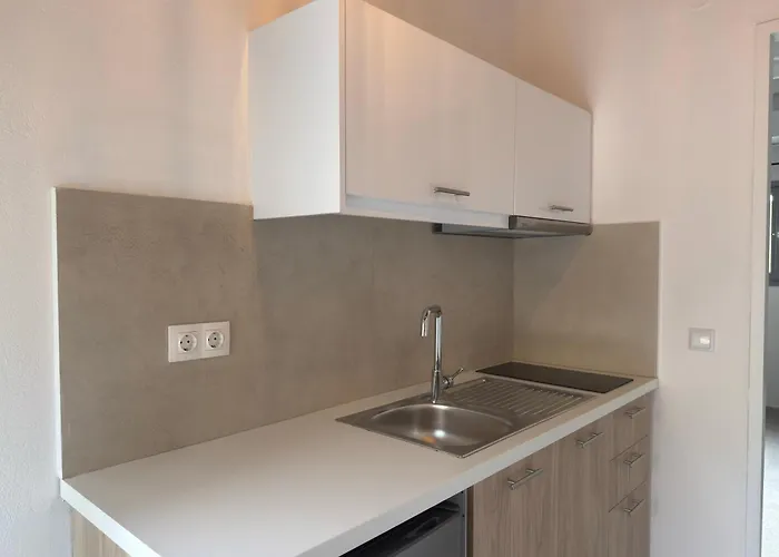 Olga's Sea View Studios, 400m From Апартаменты
