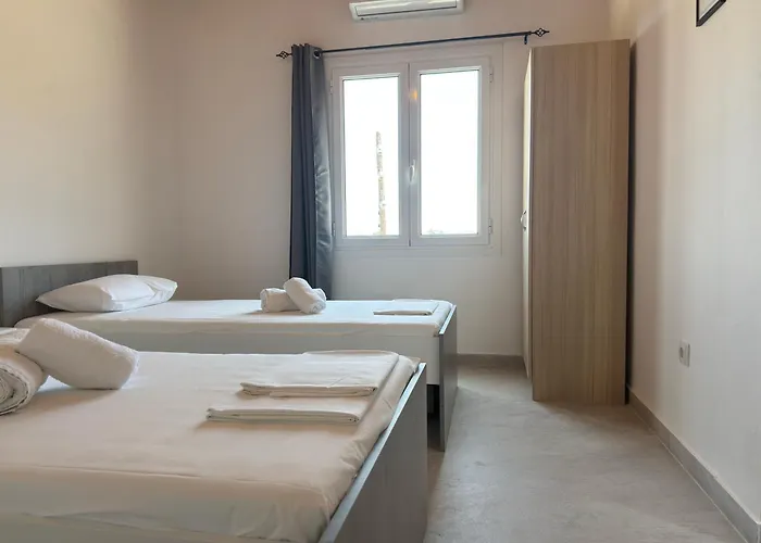 Olga's Sea View Studios, 400m From *
