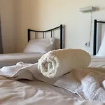 Apartament Olga's Sea & Garden View Studios, 400m From Ýpsos