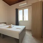 Apartament Olga's Sea & Garden View Studios, 400m From