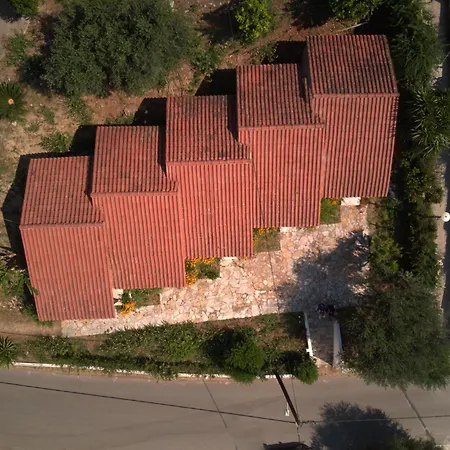Olga's Sea & Garden View Studios, 400m From Apartament *